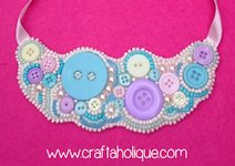 Craftaholique Buttons and Beads Necklace